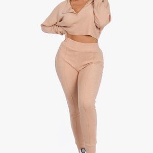 NWT TicToc 2 piece cropped jogger set